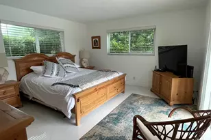 2050 NE 62nd St, Fort Lauderdale, FL 33308 - Photo 9
