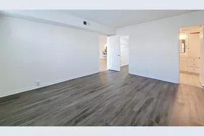 3121 NE 51st Street NE #102E, Fort Lauderdale, FL 33308 - Photo 31