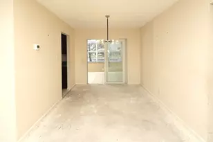 7305 NW 58th Ct, Tamarac, FL 33321 - Photo 15