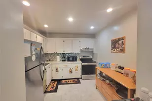 8260 SW 24th St, North Lauderdale, FL 33068 - Photo 9