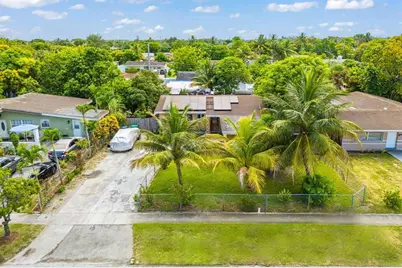 2651 NW 42nd Avenue NW, Lauderhill, FL 33313 - Photo 13