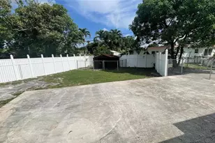 1519 NW 12th Ct, Fort Lauderdale, FL 33311 - Photo 23