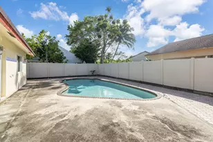 7000 NW 49th St, Lauderhill, FL 33319 - Photo 31