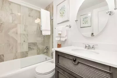 401 Peruvian Avenue #1040, Palm Beach, FL 33480 - Photo 11