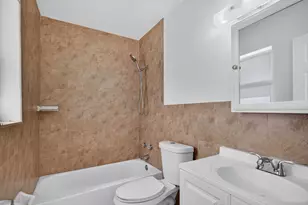 901 Pine Dr, Pompano Beach, FL 33060 - Photo 7