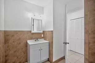 901 Pine Dr, Pompano Beach, FL 33060 - Photo 11