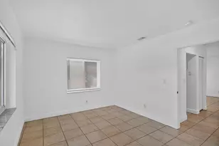 901 Pine Dr, Pompano Beach, FL 33060 - Photo 5