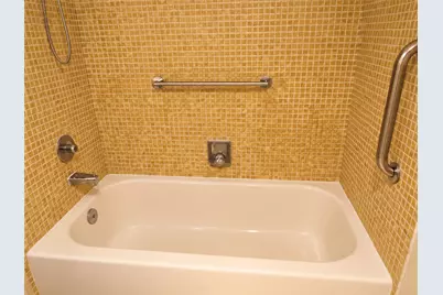 198 Markham J, Deerfield Beach, FL 33442 - Photo 11
