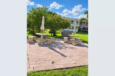 198 Markham J, Deerfield Beach, FL 33442 - Photo 17
