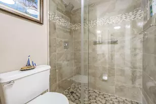 6427 Coral Lake Dr, Margate, FL 33063 - Photo 9