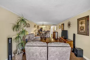 6427 Coral Lake Dr, Margate, FL 33063 - Photo 21