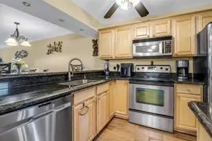 6427 Coral Lake Dr, Margate, FL 33063 - Photo 5