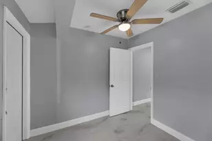 802 SW 6th Ct, Pompano Beach, FL 33060 - Photo 7
