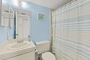 2106 S Cypress Bend Dr, Pompano Beach, FL 33069 - Photo 19