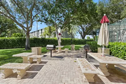 2106 S Cypress Bend Drive #506, Pompano Beach, FL 33069 - Photo 21