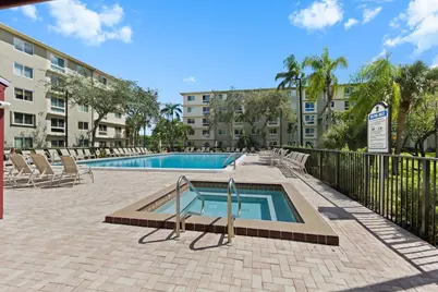 2106 S Cypress Bend Drive #506, Pompano Beach, FL 33069 - Photo 25