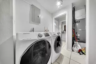 6736 Pansy Dr, Miramar, FL 33023 - Photo 23
