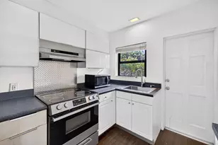 1515 NE 16th St, Fort Lauderdale, FL 33304 - Photo 51