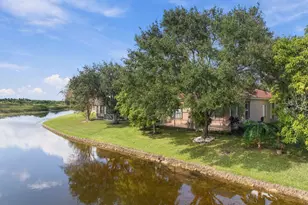 1384 NW 144th Ave, Pembroke Pines, FL 33028 - Photo 29