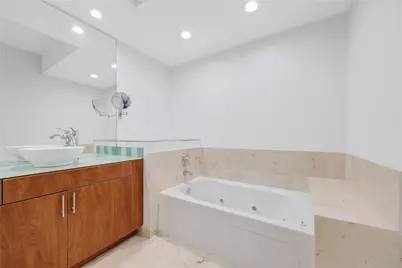 315 NE 3rd Avenue #1404, Fort Lauderdale, FL 33301 - Photo 15