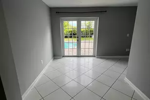 101 Sandpiper Ave, Royal Palm Beach, FL 33411 - Photo 3