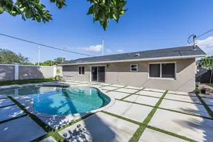 8720 NW 46th St, Lauderhill, FL 33351 - Photo 7
