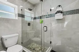 8720 NW 46th St, Lauderhill, FL 33351 - Photo 43