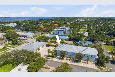 409 SE High School Avenue, Stuart, FL 34994 - Photo 43
