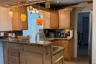 8106 NW 59th Ct, Tamarac, FL 33321 - Photo 5