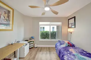 8932 S Lake Park Circle S, Davie, FL 33328 - Photo 55