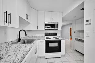 109 Gardens Dr, Pompano Beach, FL 33069 - Photo 11