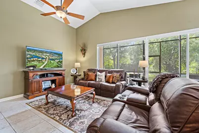 2786 SE Stonebriar Way #2786, Stuart, FL 34997 - Photo 5
