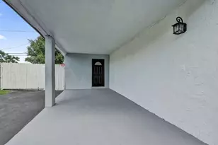3851 NW 4th Pl, Lauderhill, FL 33311 - Photo 31