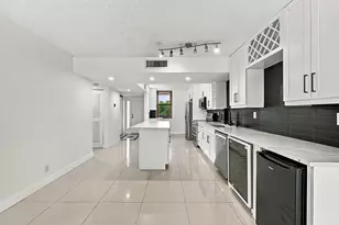 2768 Carambola Cir S, Coconut Creek, FL 33066 - Photo 21