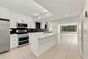 2768 Carambola Cir S, Coconut Creek, FL 33066 - Photo 9
