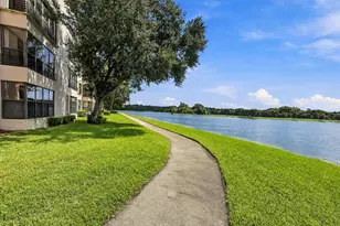 2768 Carambola Cir S, Coconut Creek, FL 33066 - Photo 41