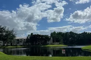 500 Crestwood Ct N, Royal Palm Beach, FL 33411 - Photo 3