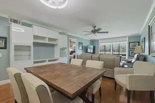 9411 N Hollybrook Lake Dr, Pembroke Pines, FL 33025 - Photo 11