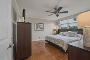 9411 N Hollybrook Lake Dr, Pembroke Pines, FL 33025 - Photo 15