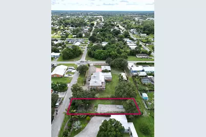 5028 SE Driftwood Avenue, Stuart, FL 34997 - Photo 7