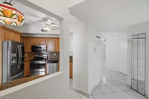 301 SW 158th Terrace, Pembroke Pines, FL 33027 - Photo 3