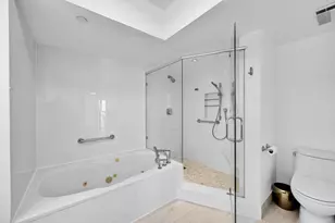 3640 Yacht Club Dr, Aventura, FL 33180 - Photo 13