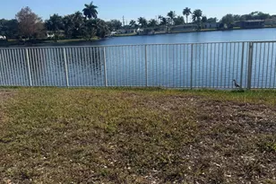 2181 NW 94th Ave, Pembroke Pines, FL 33024 - Photo 7