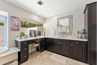 4475 Woodfield Boulevard, Boca Raton, FL 33434 - Photo 33