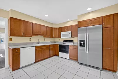 704 E Hillsboro Boulevard, Deerfield Beach, FL 33441 - Photo 5