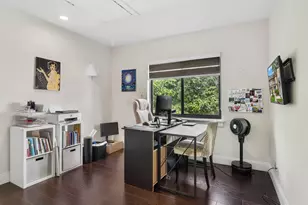 219 Wimbledon Lakes Dr, Plantation, FL 33324 - Photo 5