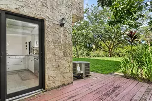 219 Wimbledon Lakes Dr, Plantation, FL 33324 - Photo 21