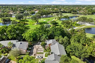 219 Wimbledon Lakes Dr, Plantation, FL 33324 - Photo 49