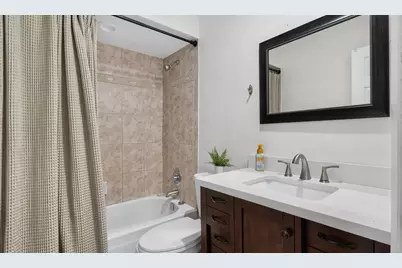 219 Wimbledon Lakes Drive, Plantation, FL 33324 - Photo 41
