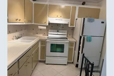 2800 NW 47th Terrace #304B, Lauderdale Lakes, FL 33313 - Photo 3
